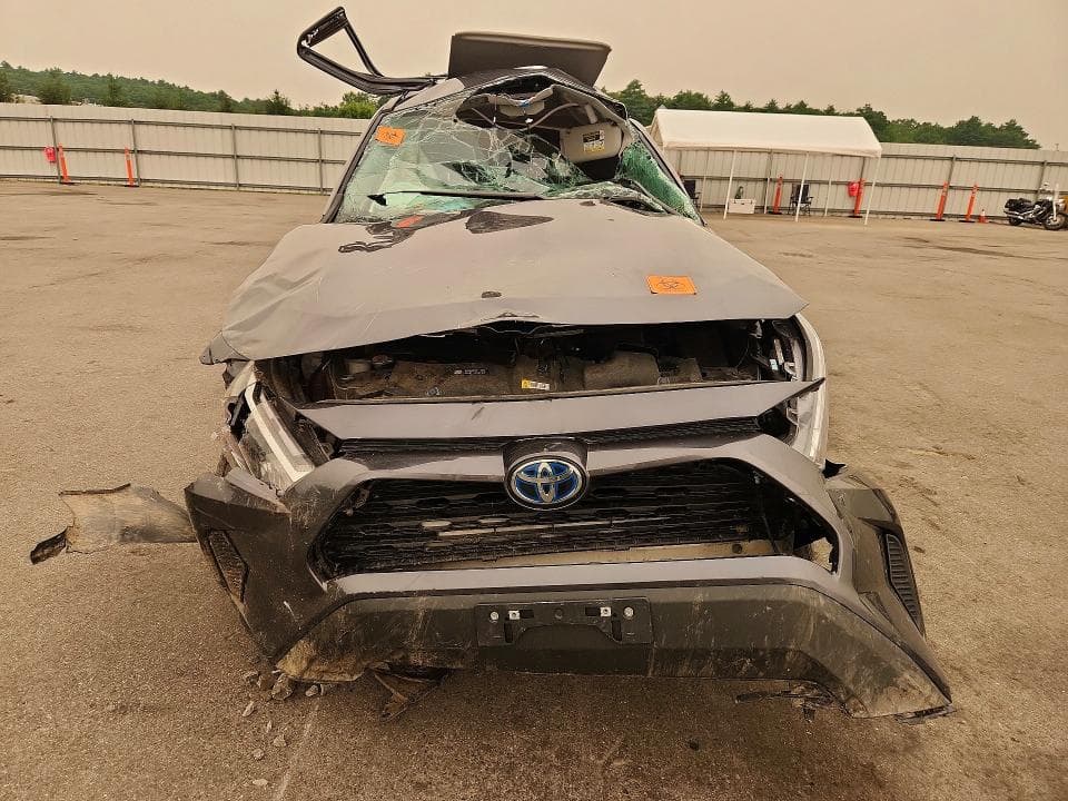 2023 TOYOTA RAV4 HYBRID XLE 5