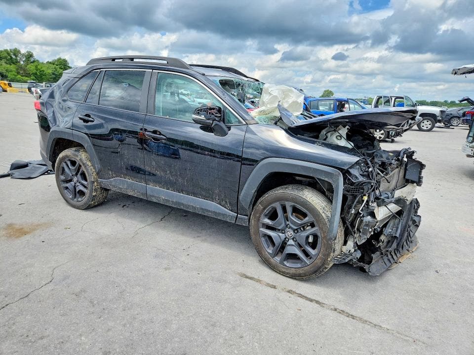 2022 TOYOTA RAV4 ADVENTURE 4