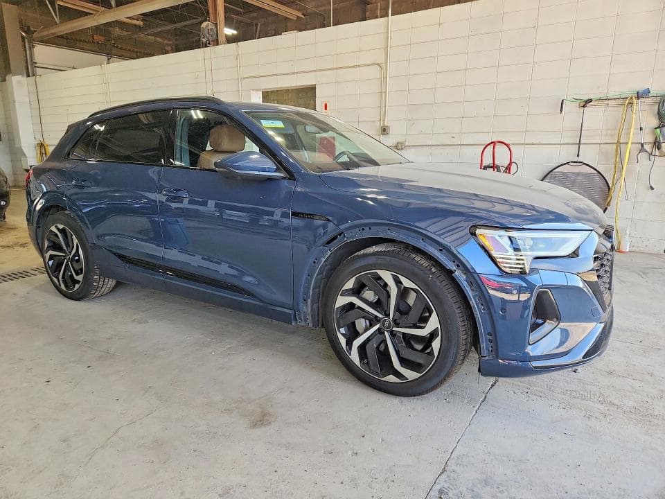 2024 AUDI Q8 E-TRON PREMIUM PLUS 4