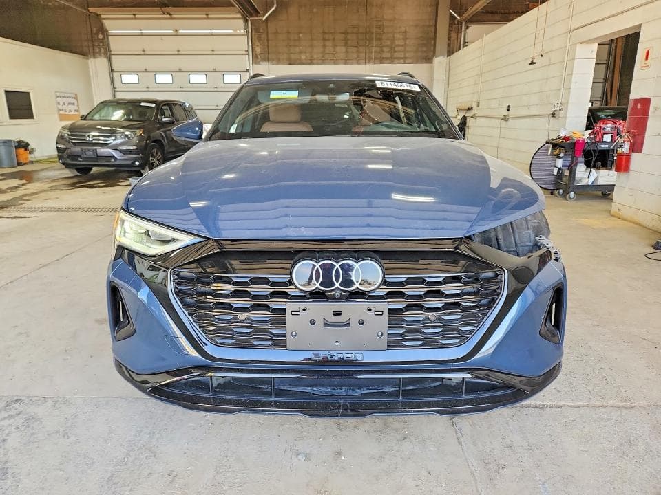 2024 AUDI Q8 E-TRON PREMIUM PLUS 5
