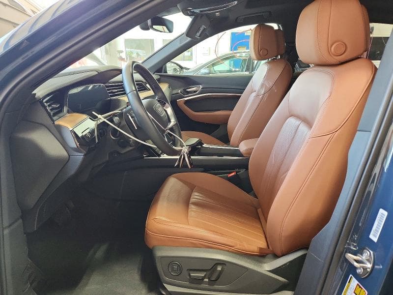 2024 AUDI Q8 E-TRON PREMIUM PLUS 7