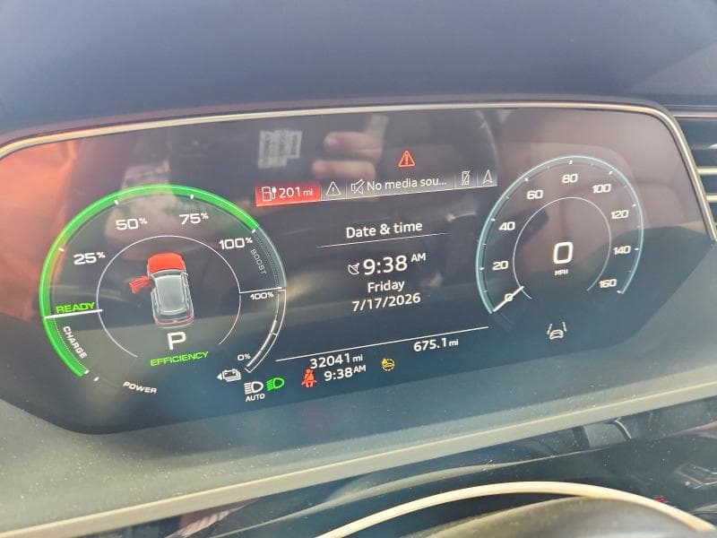 2024 AUDI Q8 E-TRON PREMIUM PLUS 9
