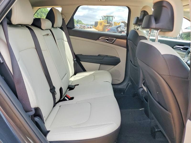 2025 KIA SPORTAGE EX 11