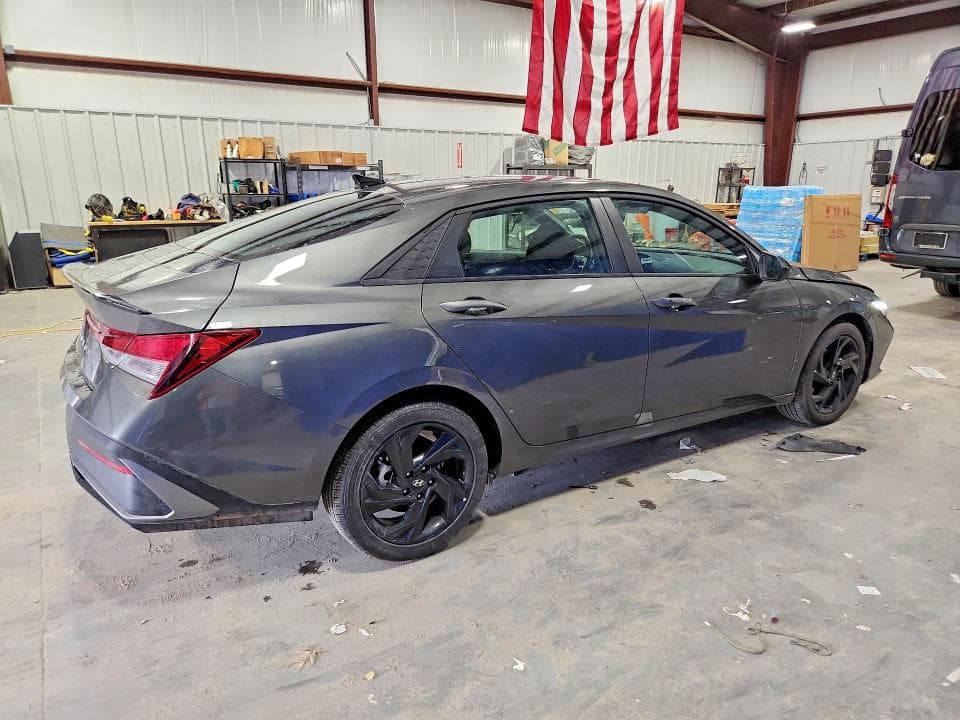 2026 HYUNDAI ELANTRA SEL SPORT 3