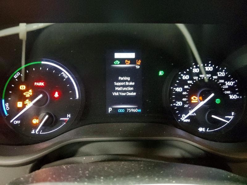 2021 TOYOTA SIENNA XLE 9