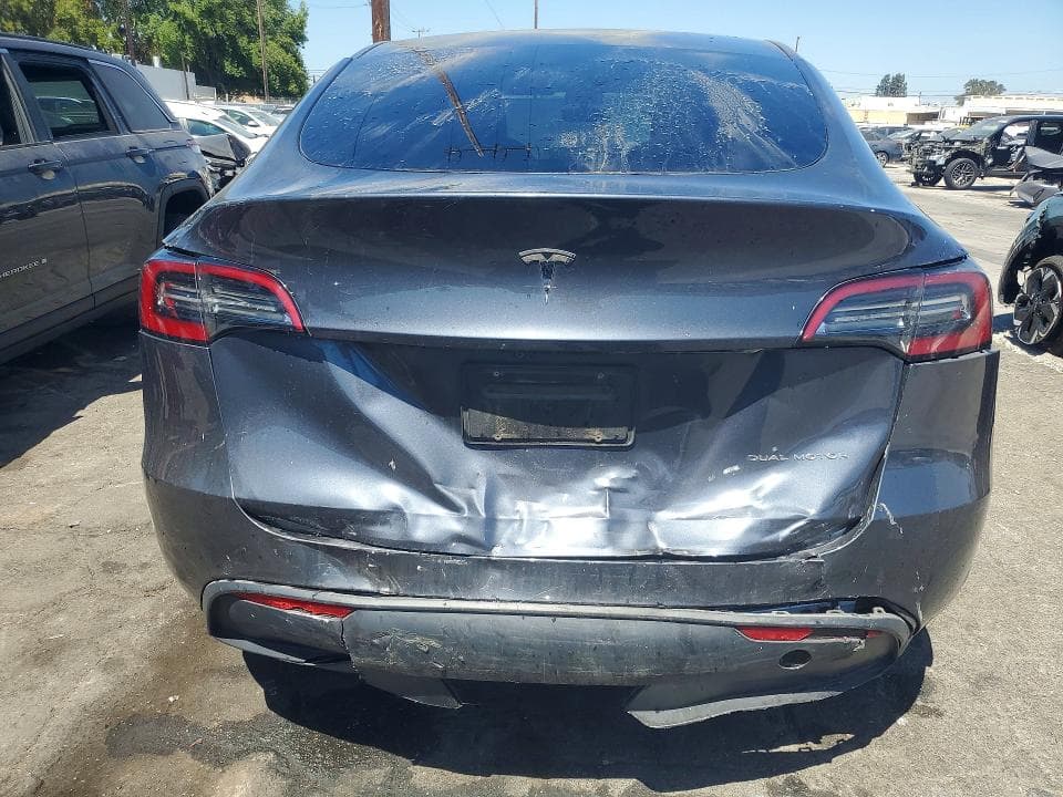 2023 TESLA MODEL Y 6