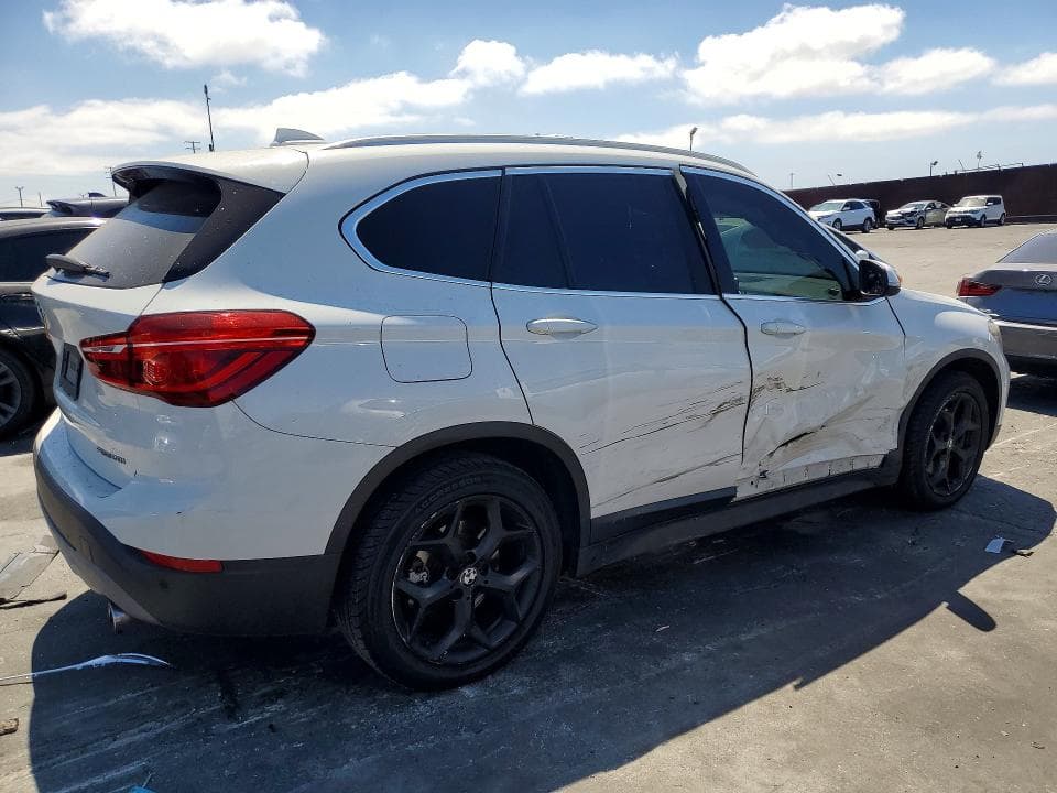 2018 BMW X1 XDRIVE28I 3
