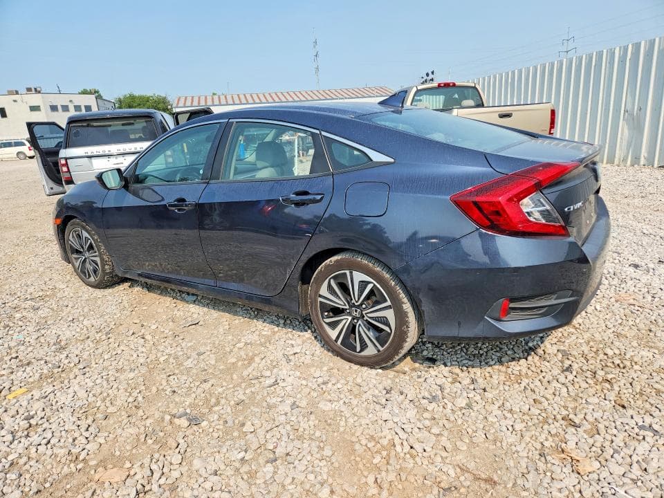 2017 HONDA CIVIC EX 2