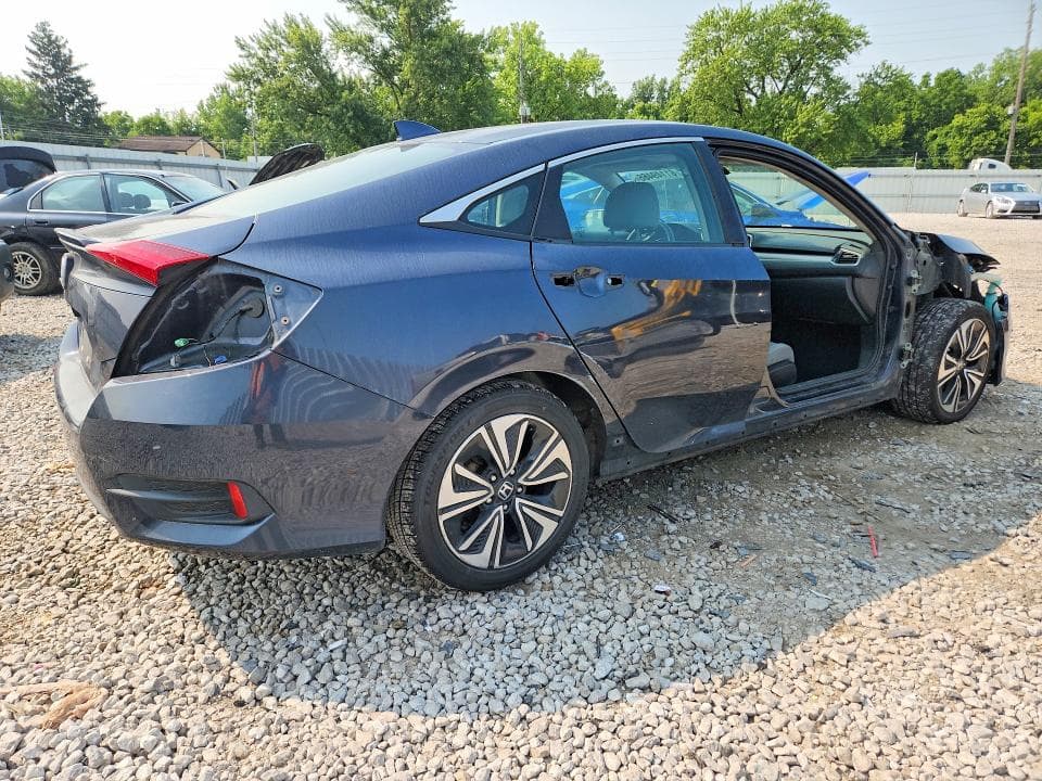 2017 HONDA CIVIC EX 3