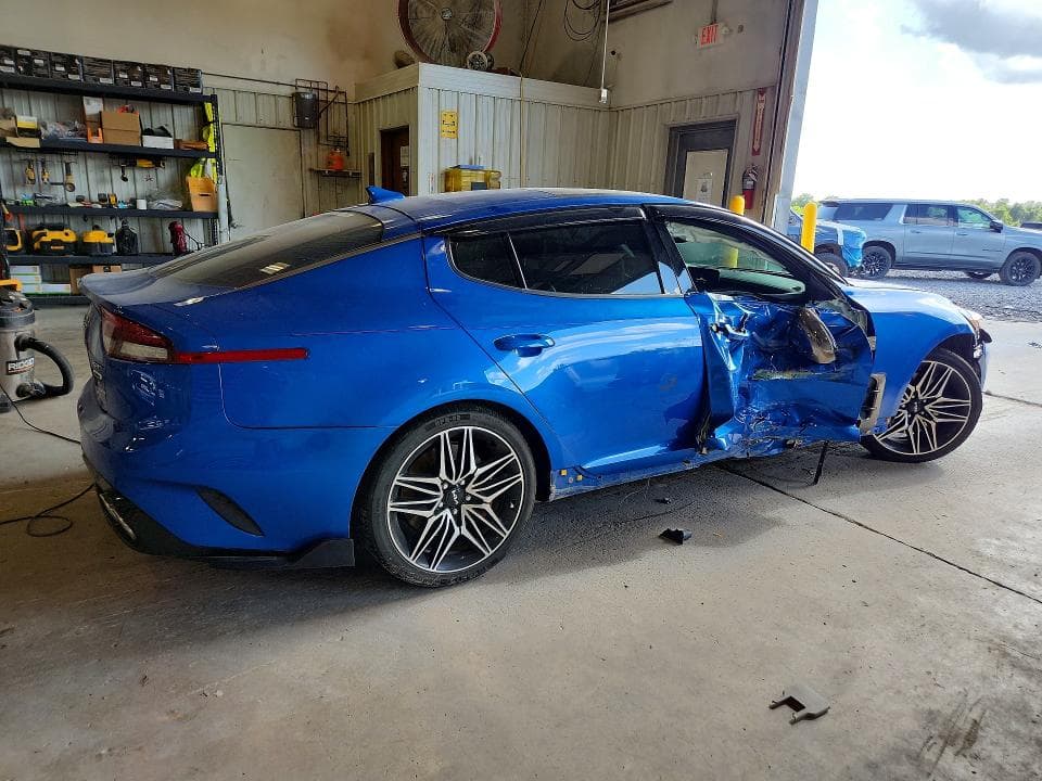 2022 KIA STINGER GT1 3
