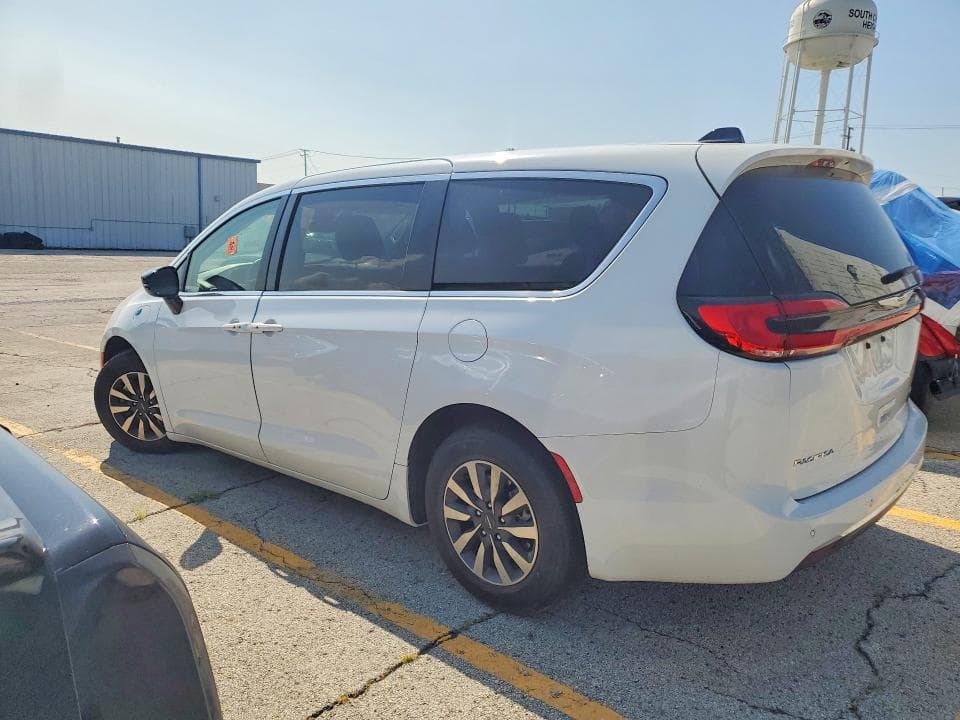 2024 CHRYSLER PACIFICA HYBRID SELECT 2