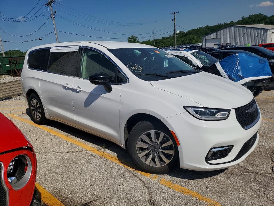 2024 CHRYSLER PACIFICA HYBRID SELECT 4