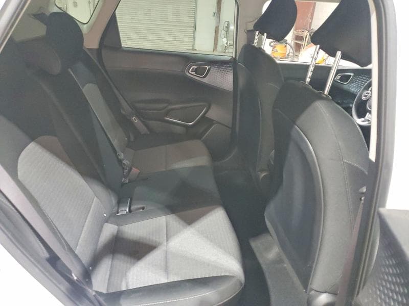2020 KIA SOUL S 10
