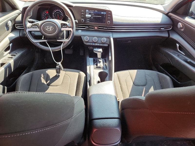 2022 HYUNDAI ELANTRA SEL 8