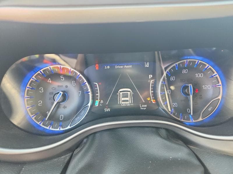 2022 CHRYSLER PACIFICA TOURING L 9