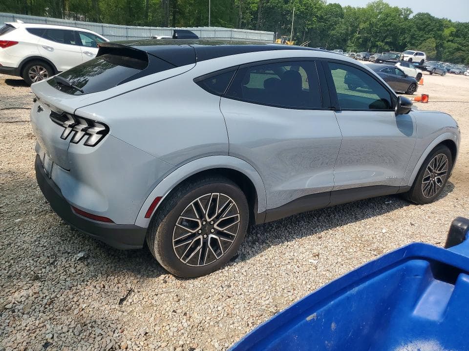 2025 FORD MUSTANG MACH-E PREMIUM 3