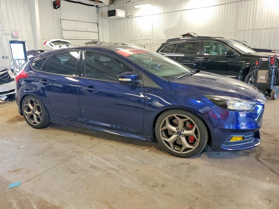 2017 FORD FOCUS ST 4