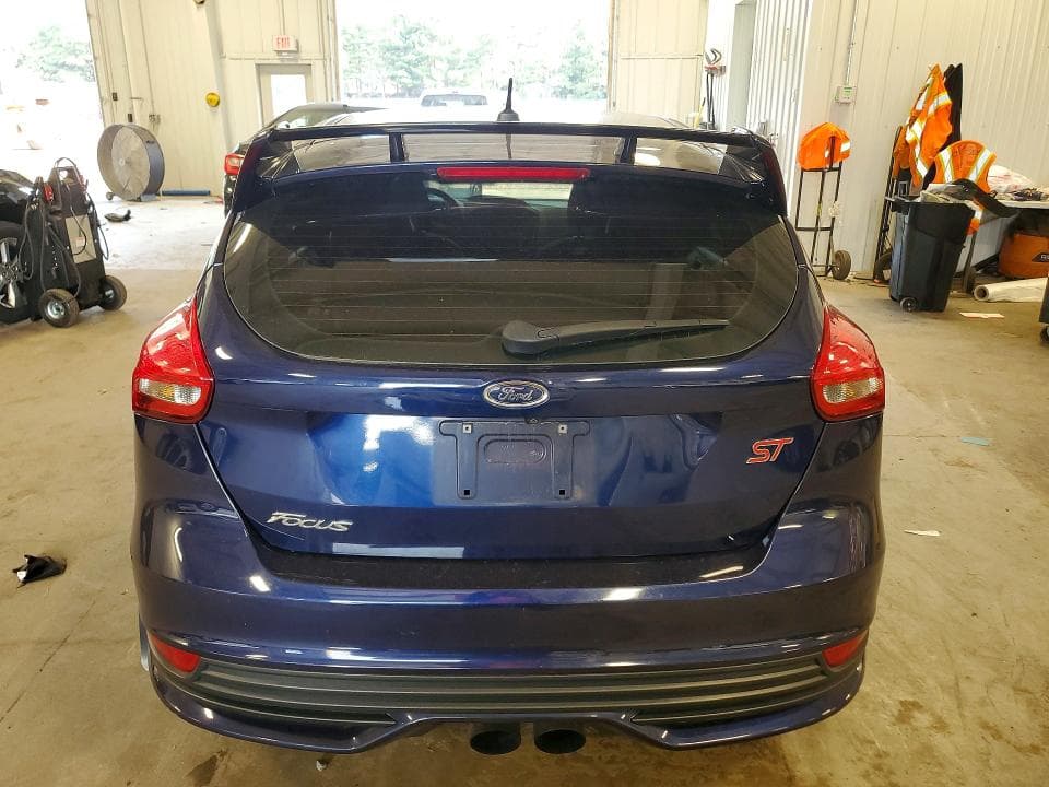 2017 FORD FOCUS ST 6