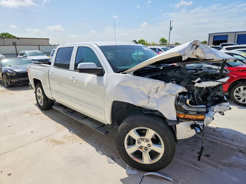 2018 CHEVROLET SILVERADO K1500 LT 4