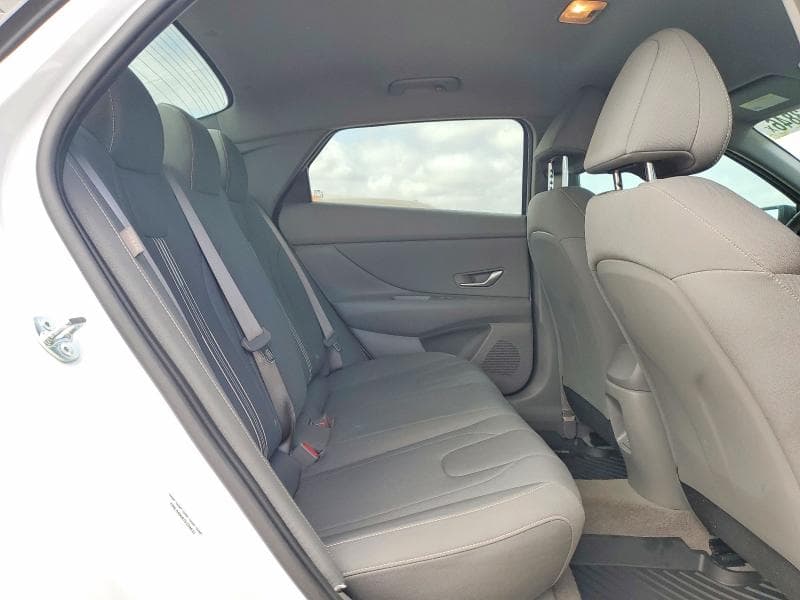 2026 HYUNDAI ELANTRA SEL SPORT 10