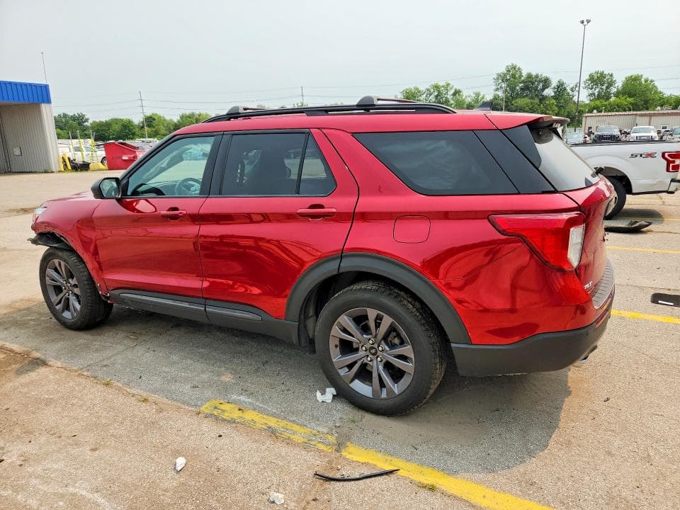 2021 FORD EXPLORER XLT 2