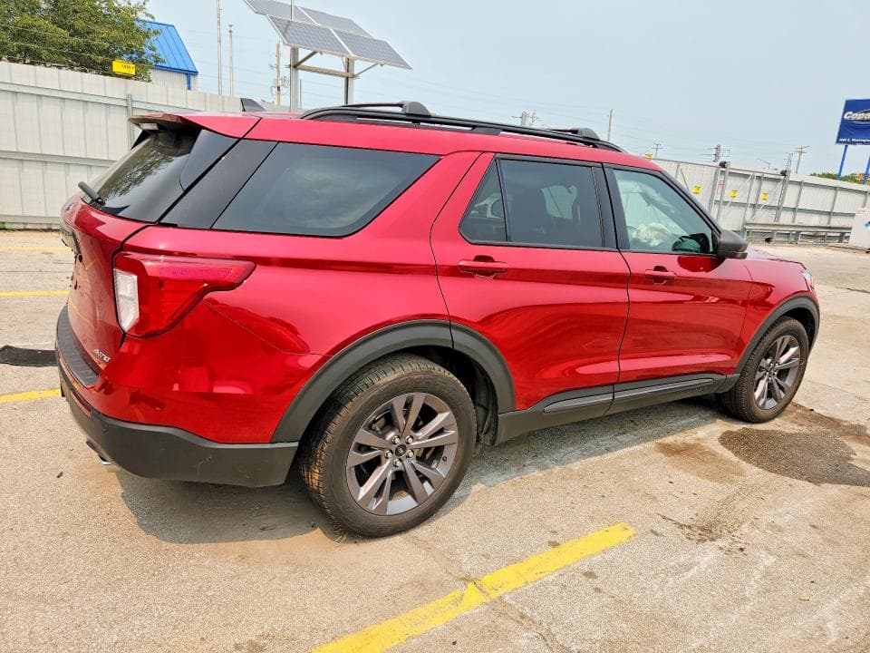 2021 FORD EXPLORER XLT 3