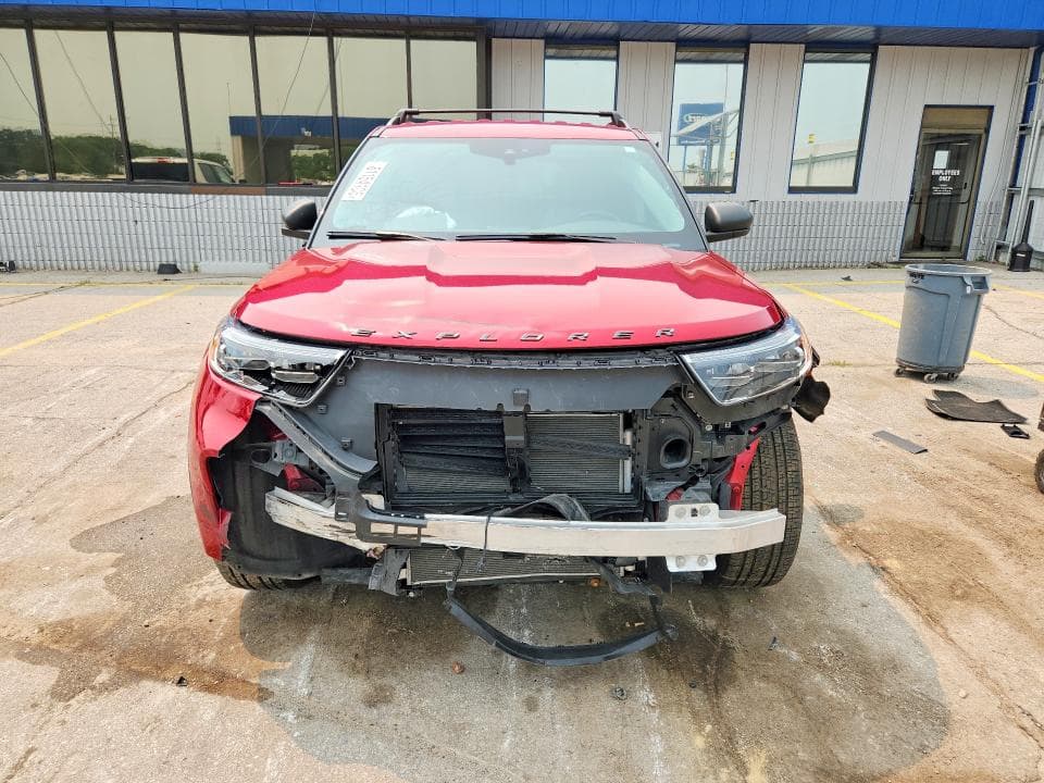 2021 FORD EXPLORER XLT 5