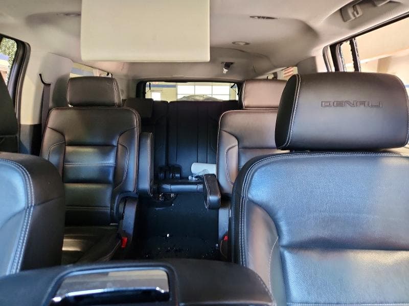 2017 GMC YUKON XL DENALI 10