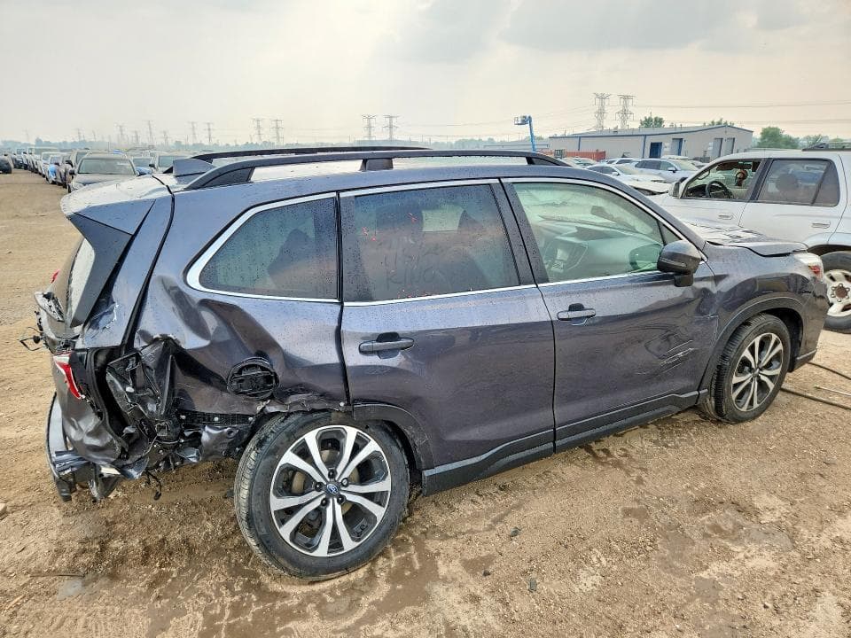 2021 SUBARU FORESTER LIMITED 3