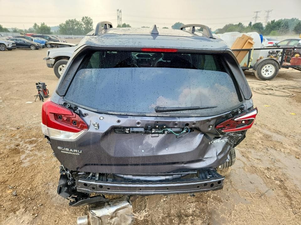 2021 SUBARU FORESTER LIMITED 6