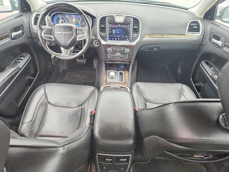2018 CHRYSLER 300 LIMITED LIMITED 8