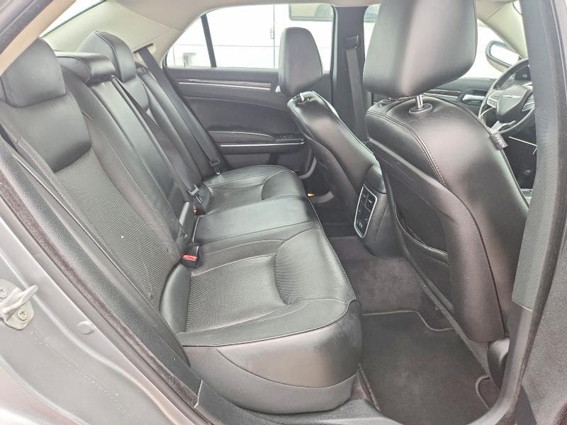 2018 CHRYSLER 300 LIMITED LIMITED 10