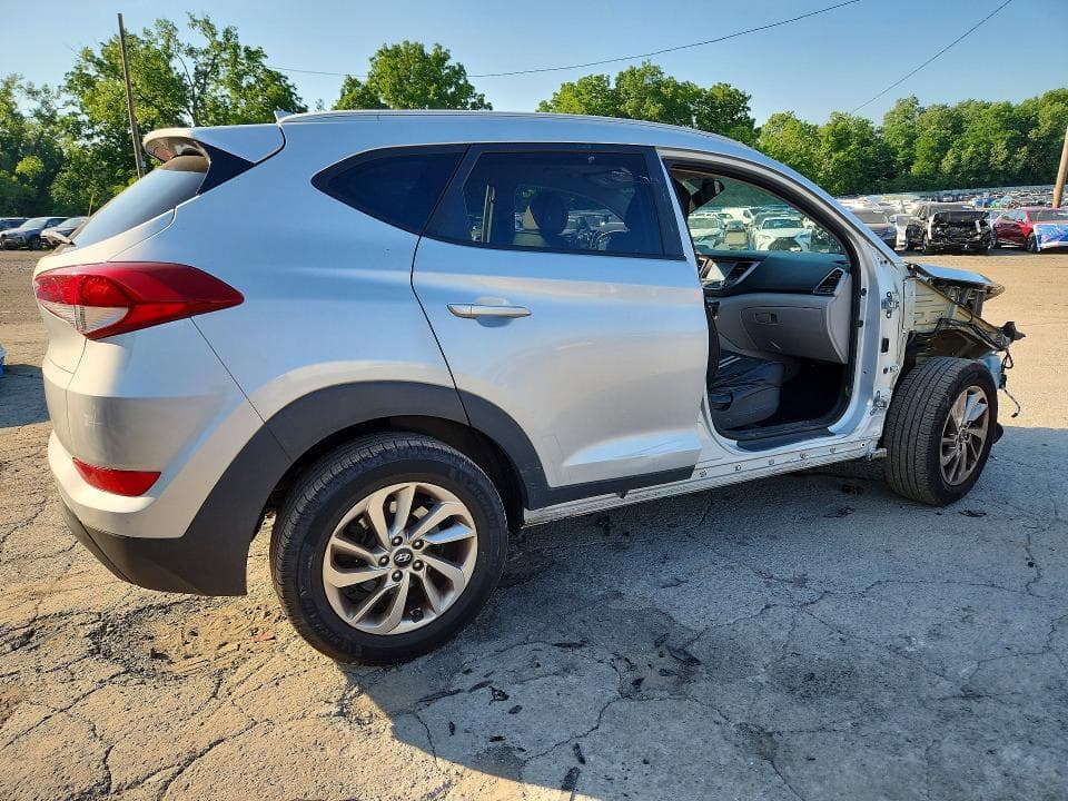 2018 HYUNDAI TUCSON SEL 3