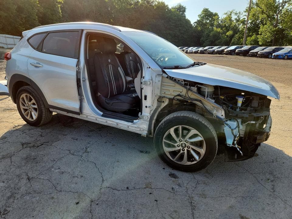 2018 HYUNDAI TUCSON SEL 4