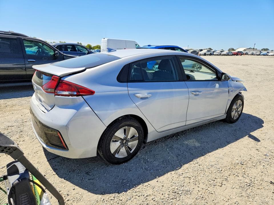2017 HYUNDAI IONIQ BLUE 3
