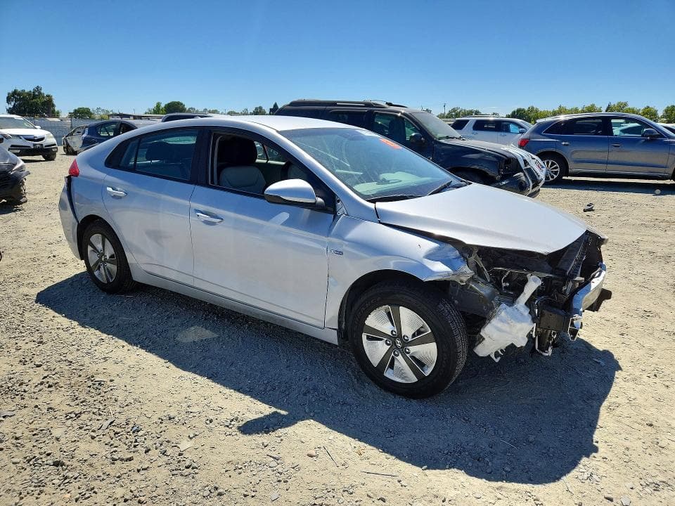 2017 HYUNDAI IONIQ BLUE 4