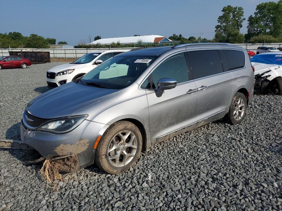 2017 CHRYSLER PACIFICA LIMITED - 1
