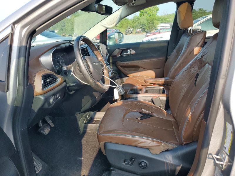 2017 CHRYSLER PACIFICA LIMITED 7