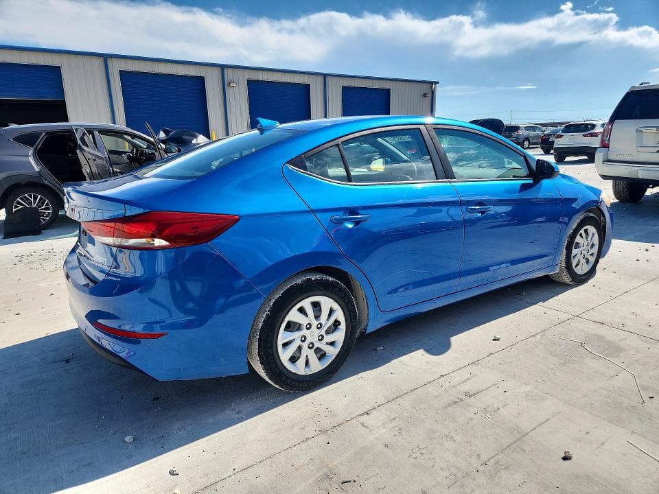 2017 HYUNDAI ELANTRA SE 3