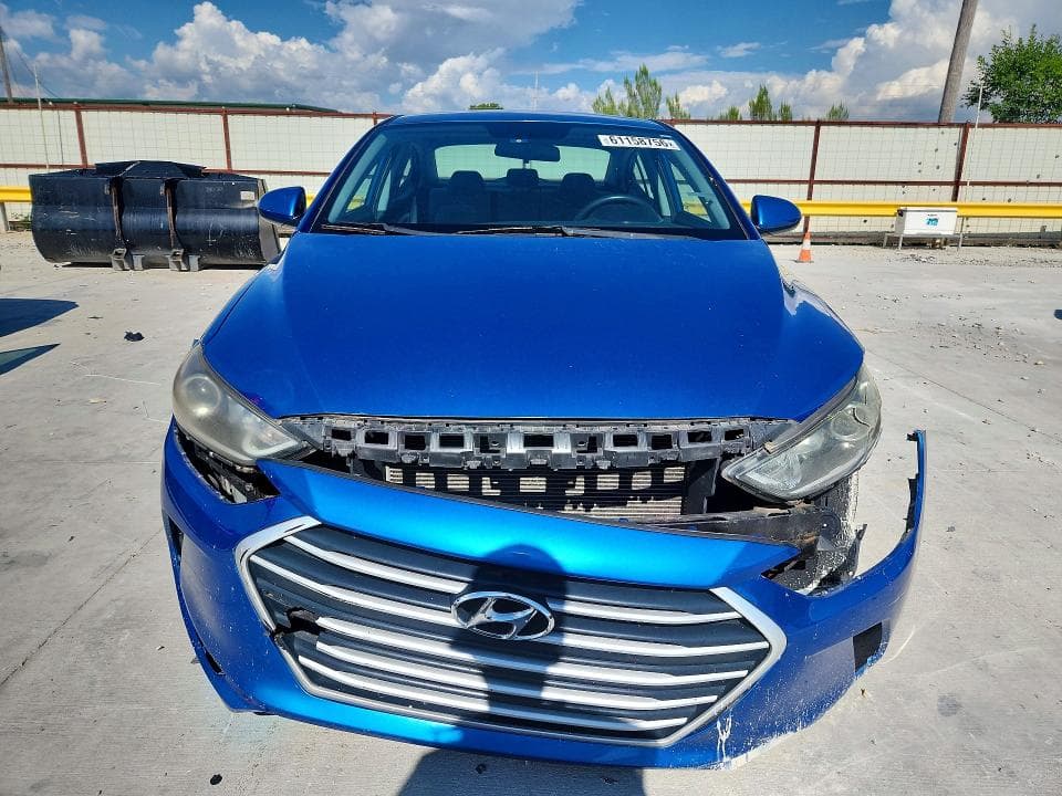 2017 HYUNDAI ELANTRA SE 5