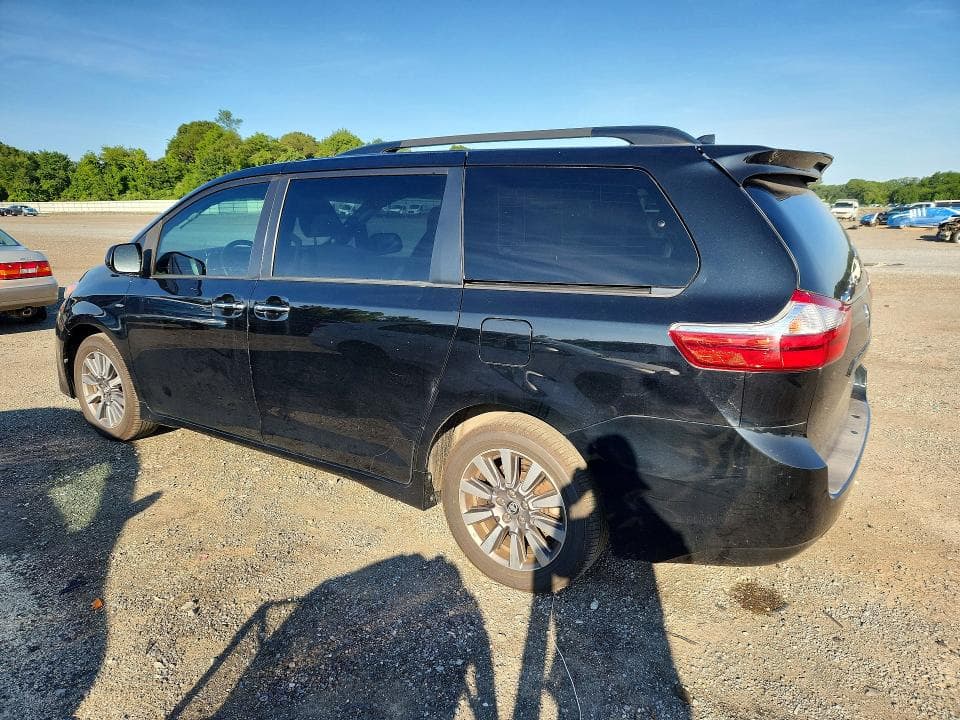 2019 TOYOTA SIENNA XLE 7-PASSENGER XLE 7-PASSENGER 2