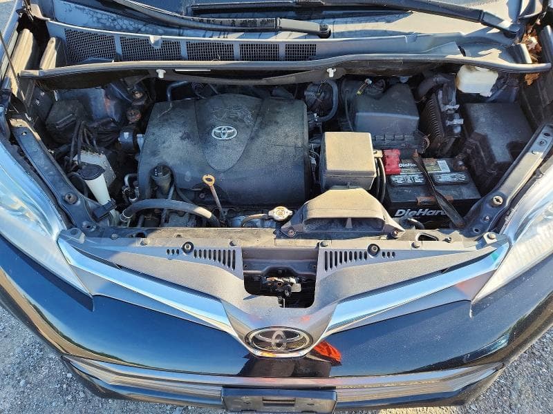 2019 TOYOTA SIENNA XLE 7-PASSENGER XLE 7-PASSENGER 12