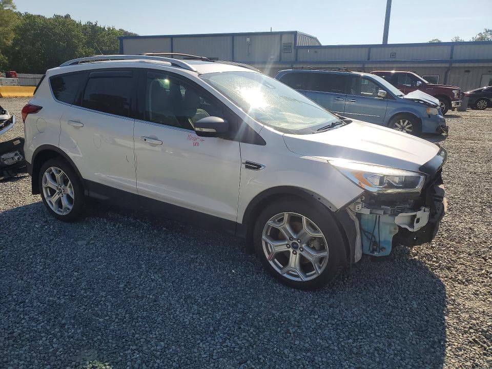 2019 FORD ESCAPE TITANIUM 4