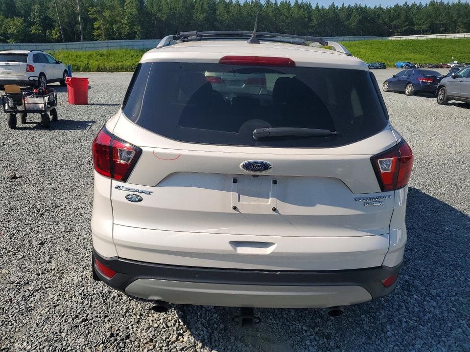 2019 FORD ESCAPE TITANIUM 6