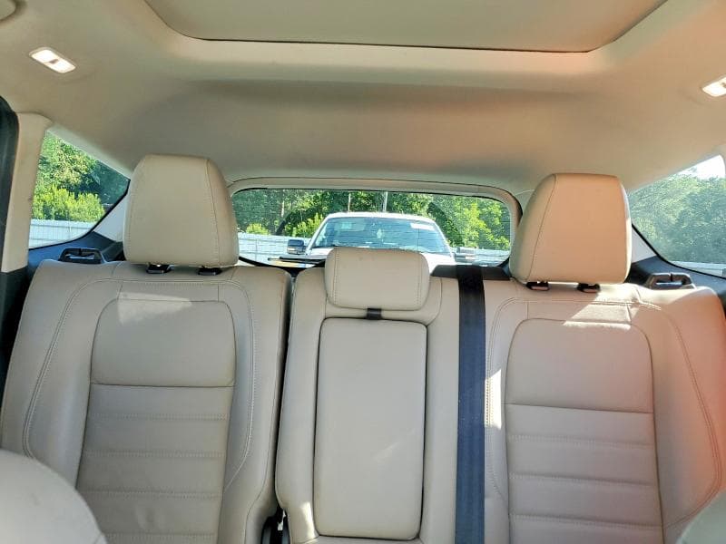 2019 FORD ESCAPE TITANIUM 10