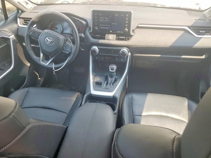 2021 TOYOTA RAV4 XLE PREMIUM 8