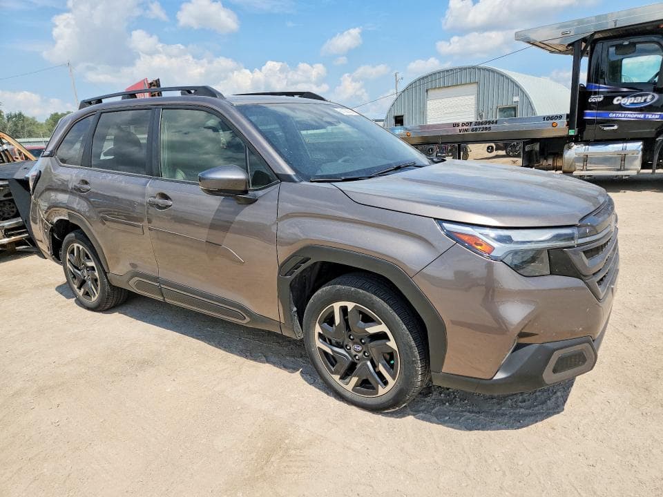 2025 SUBARU FORESTER LIMITED 4