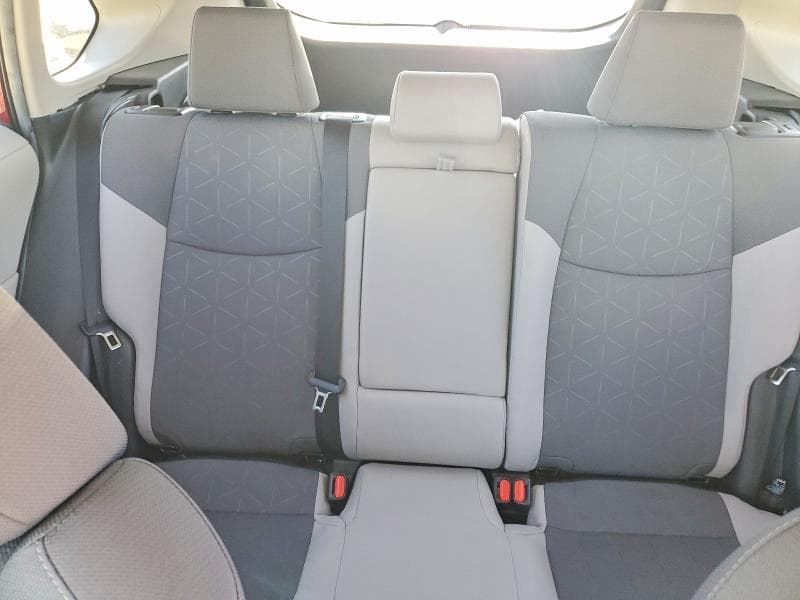 2025 TOYOTA RAV4 XLE 10