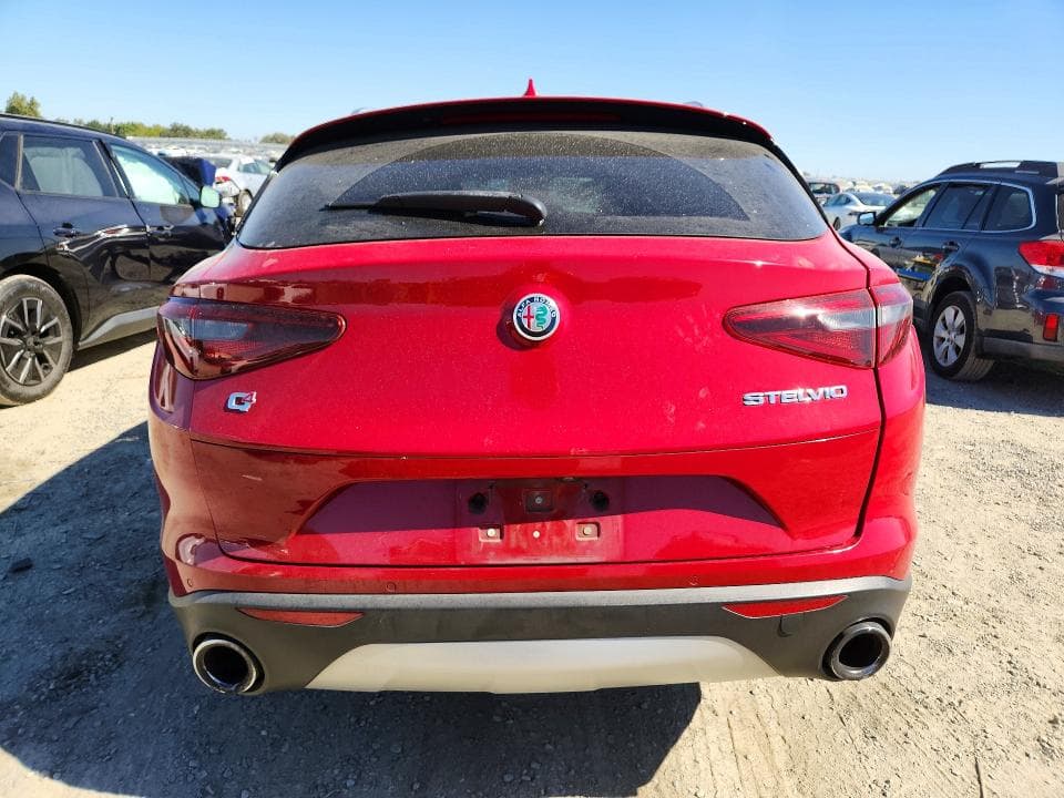 2018 ALFA ROMEO STELVIO 6