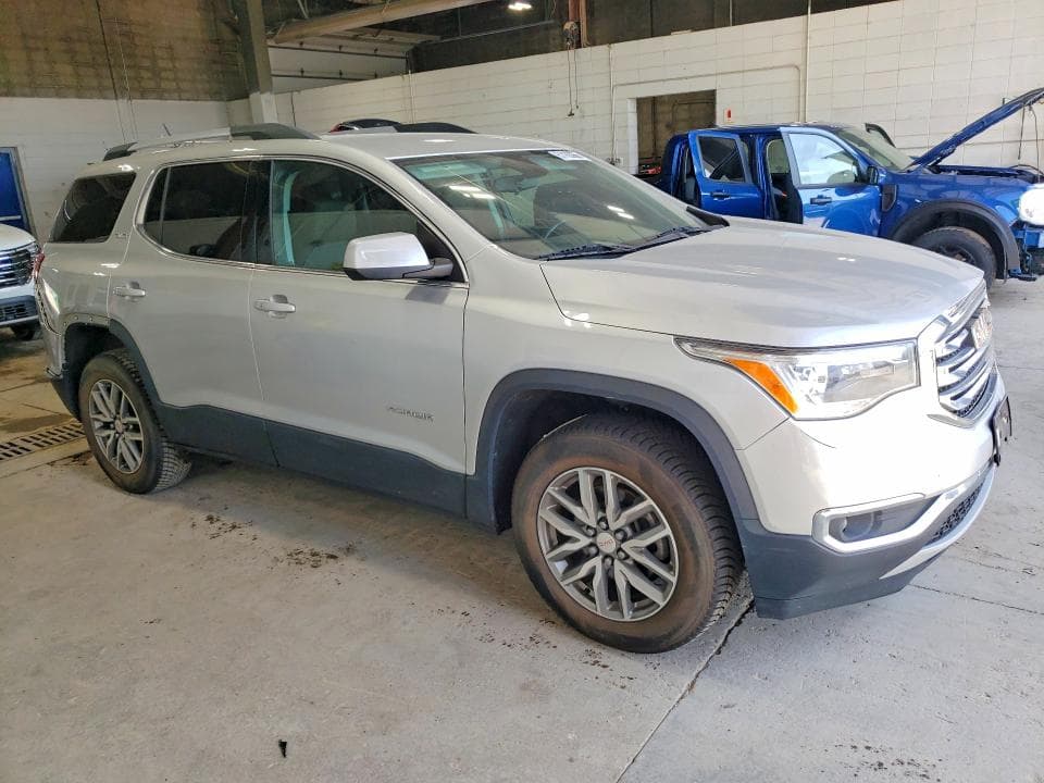 2017 GMC ACADIA SLE 4